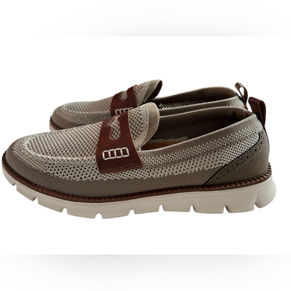 New Men’s Leisure Comfort Loafers SZ 11
